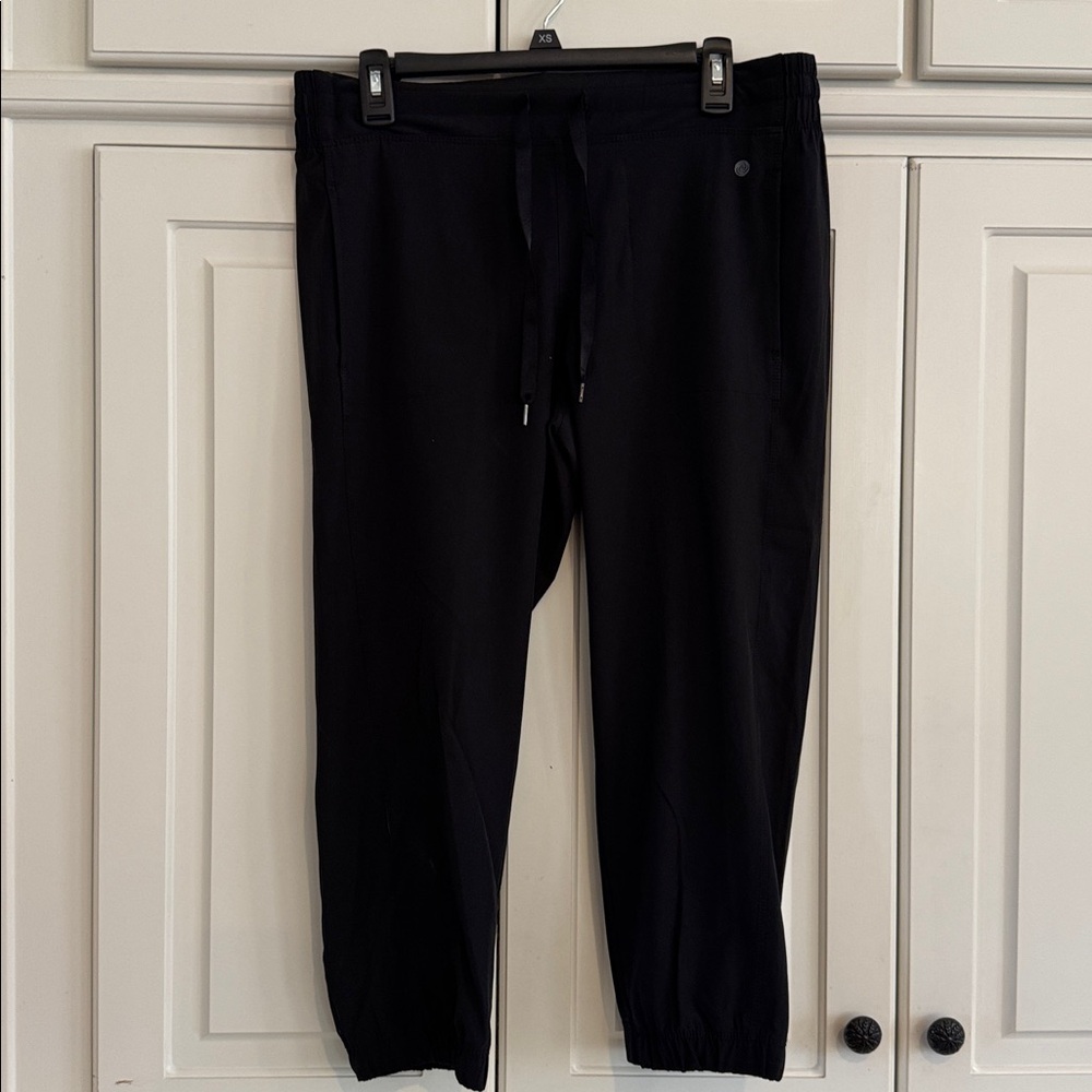 Apana Women's size L Black Ankle Jogger Pants